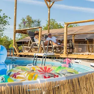  Campismo de Luxo Ses Quinta Luxury Safari Tents