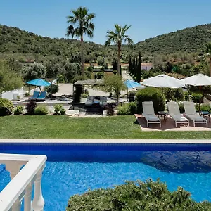  Bed & Breakfast Entrecolinas